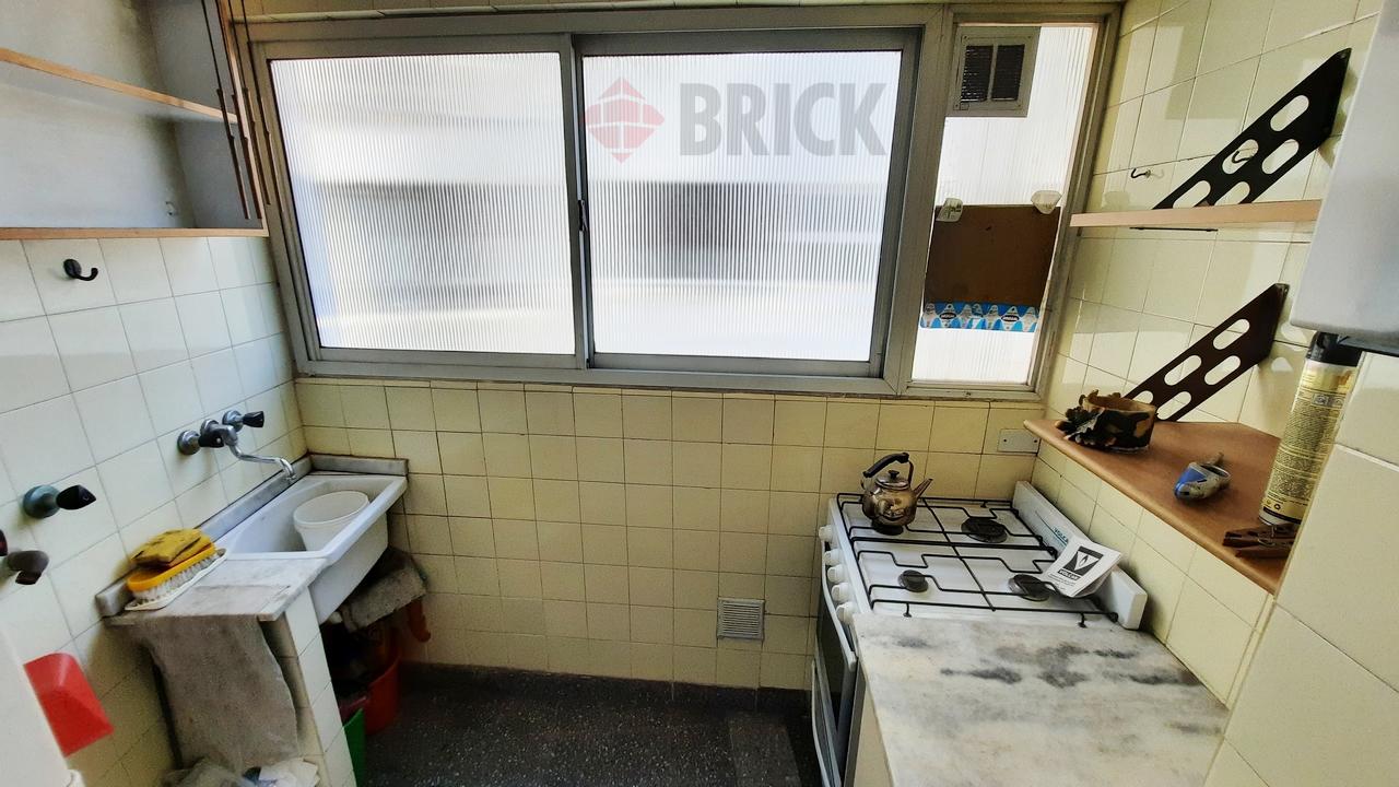 ALBERDI, JUAN B., AV. al 1500 Piso 8 22