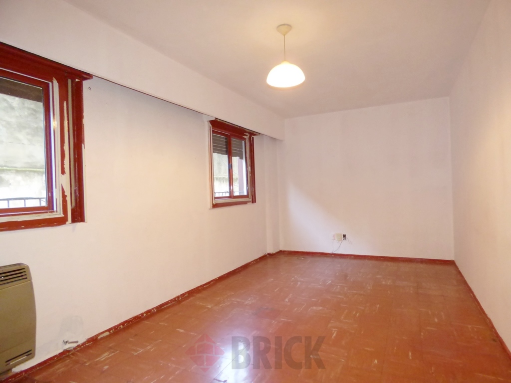 ALVAREZ, DONATO, T. GRAL. al 1400 Piso 1 1