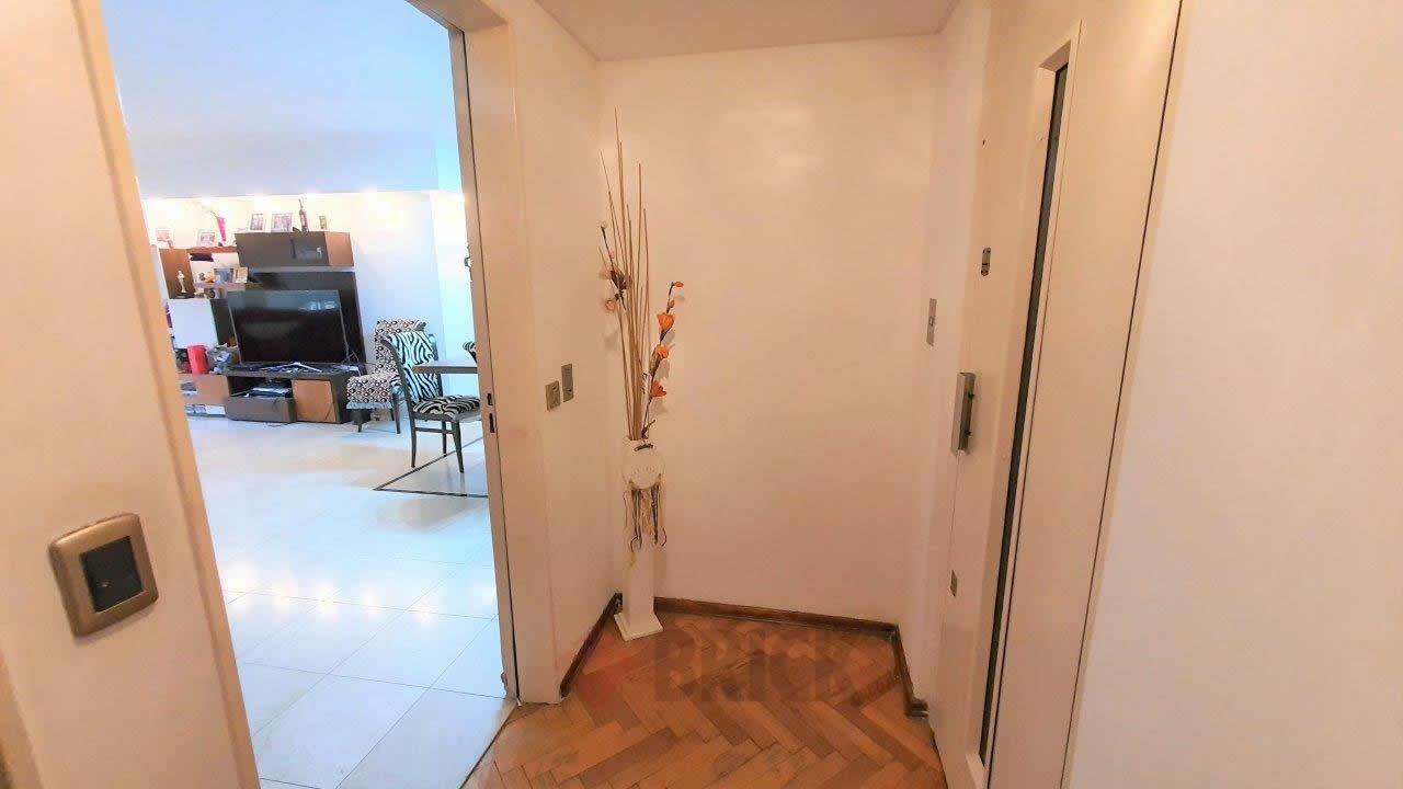 PUEYRREDON, AV. al 1300 Piso 9 21