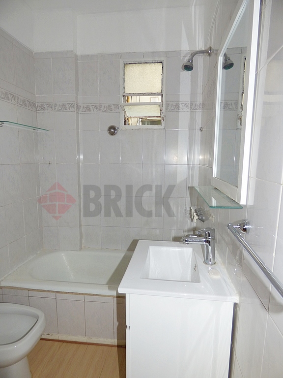 NEUQUEN al 1000 Piso 5 11