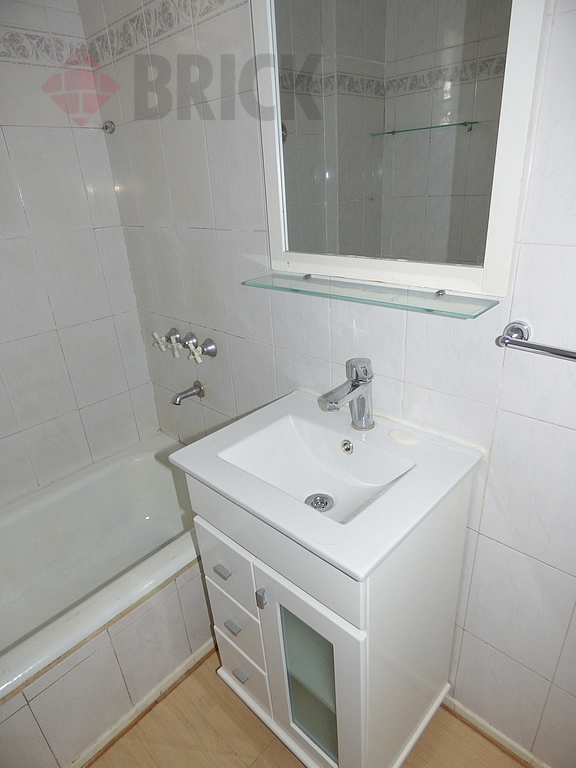 NEUQUEN al 1000 Piso 5 14