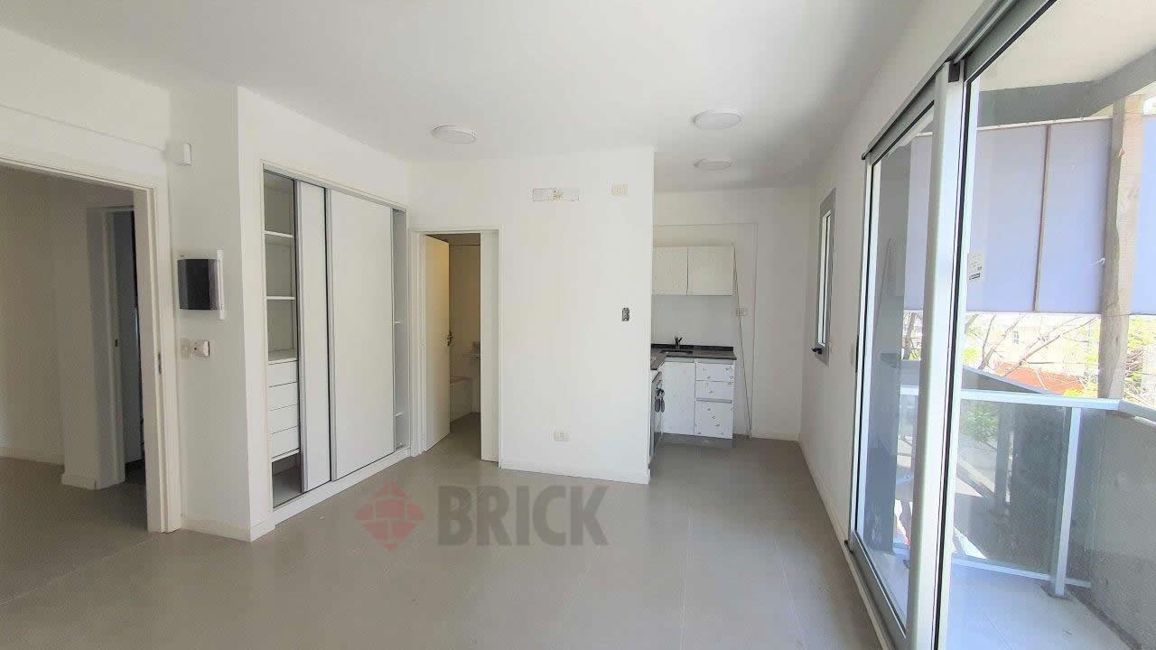 CABRERA, JOSE ANTONIO al 3100 Piso 4 3