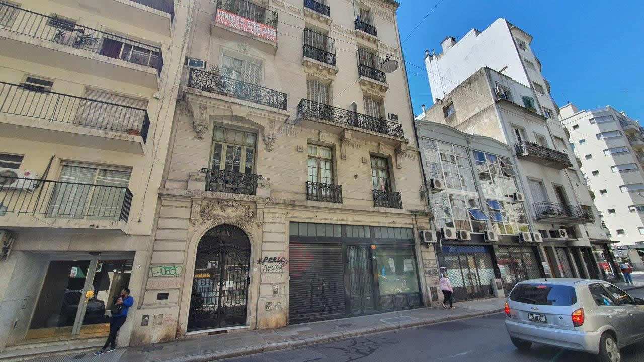 SAN JOSE al 300 Piso 4 33