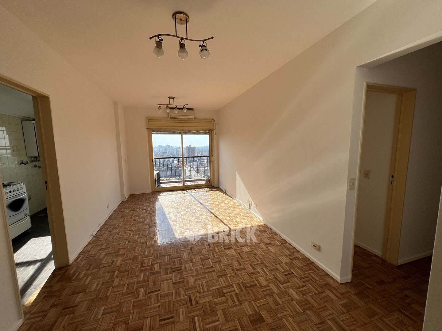 GENERAL PAZ, AV. al 1100 Piso 18 3