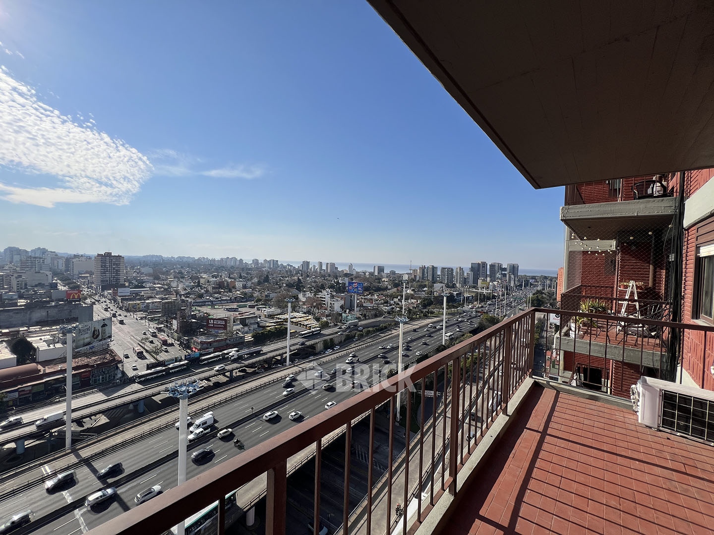 GENERAL PAZ, AV. al 1100 Piso 18 7