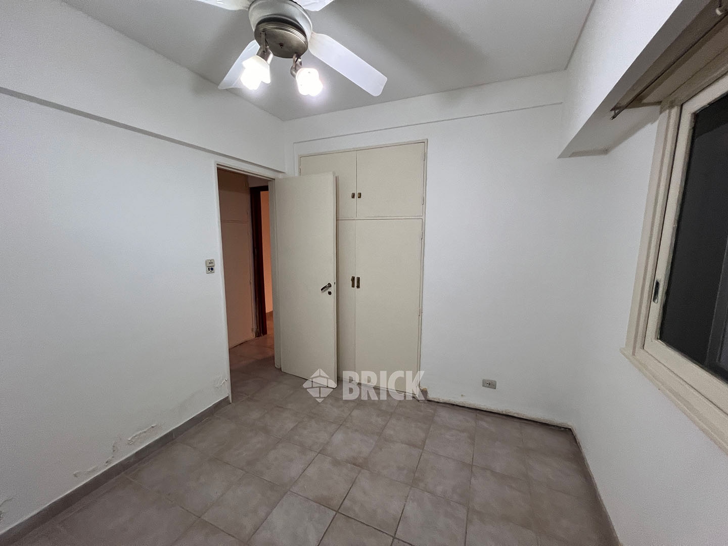 MARECHAL, LEOPOLDO al 1300 Piso 3 8