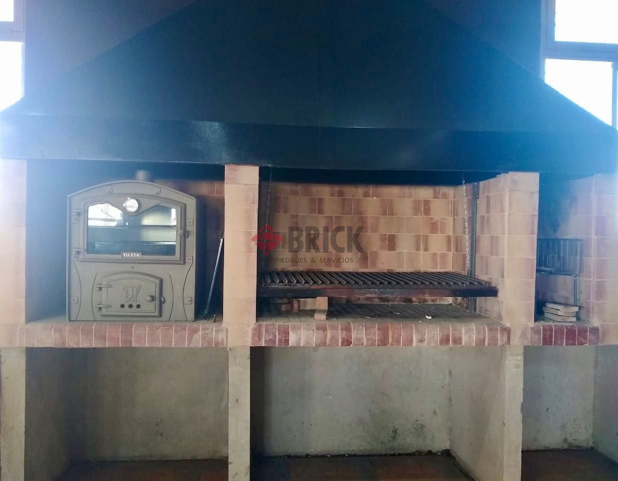 AV. RIVADAVIA al 13800 Piso 1 14