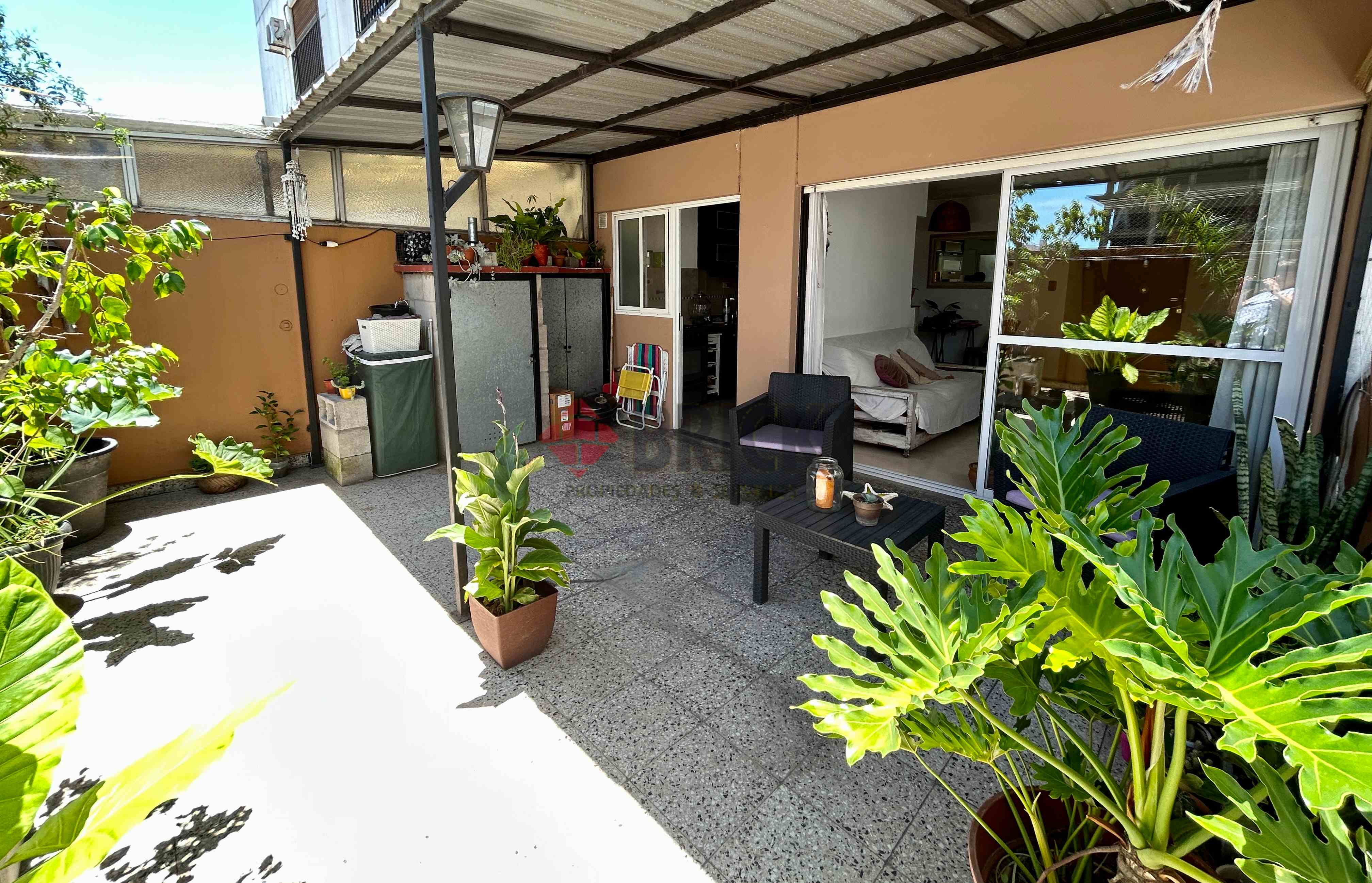 AV. RIVADAVIA al 13800 Piso 1 2