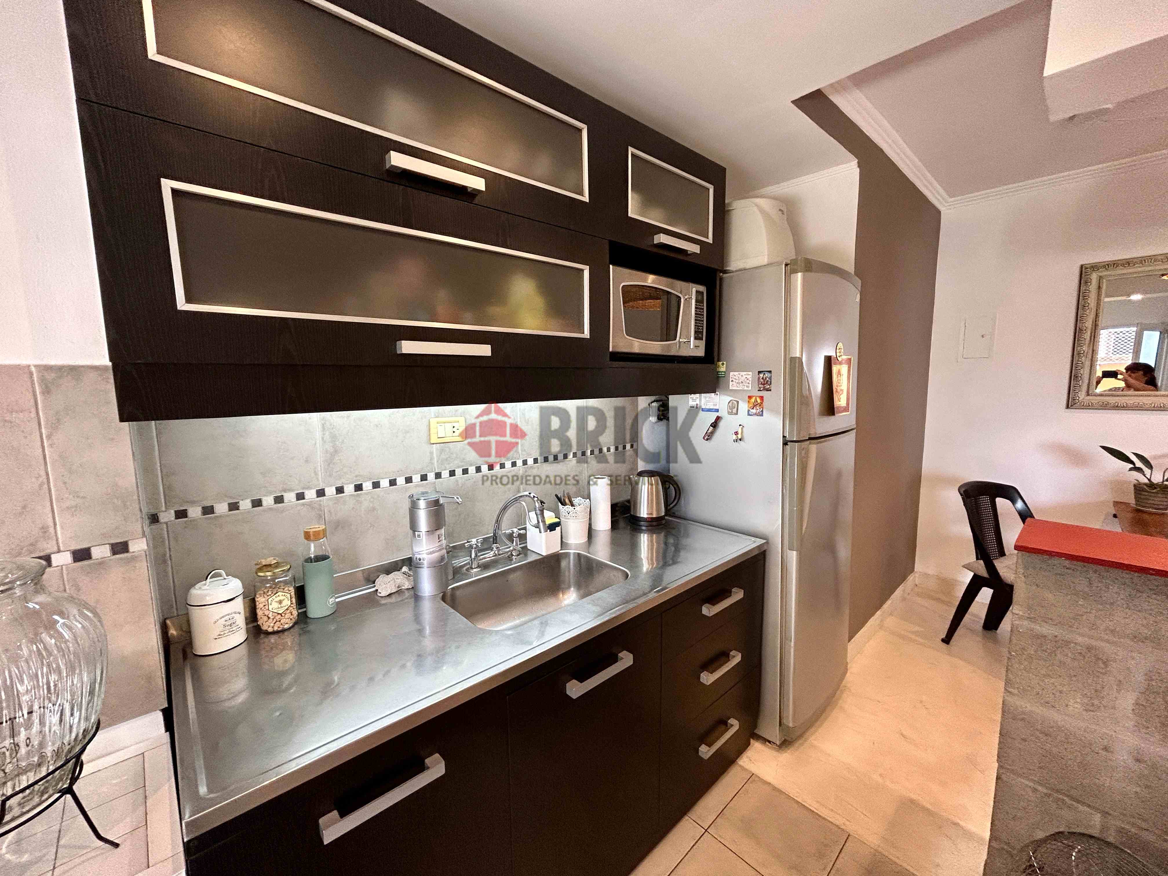 AV. RIVADAVIA al 13800 Piso 1 6