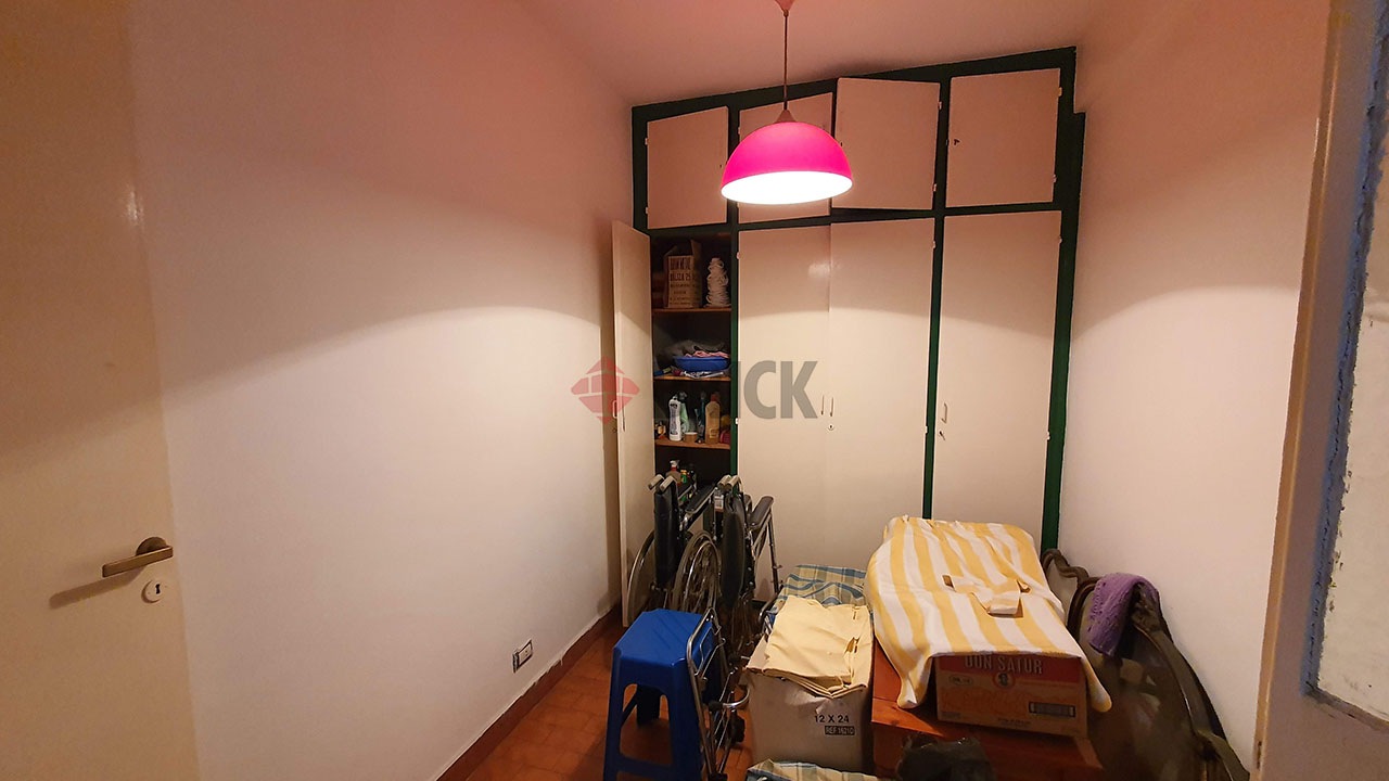 CNEL. DIAZ, AV. al 1700 Piso 4 15