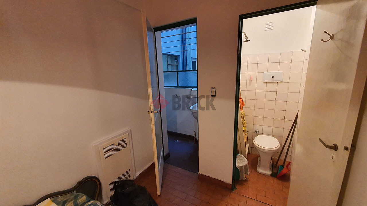 CNEL. DIAZ, AV. al 1700 Piso 4 17