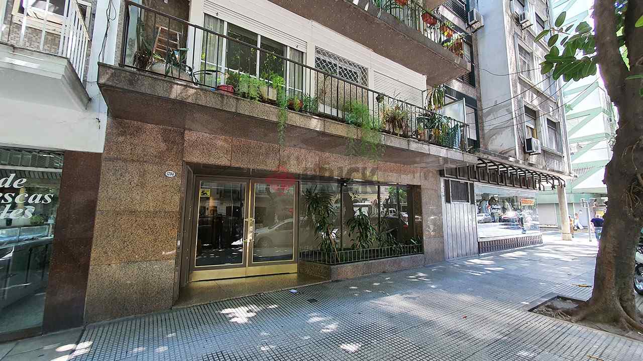 CNEL. DIAZ, AV. al 1700 Piso 4 19