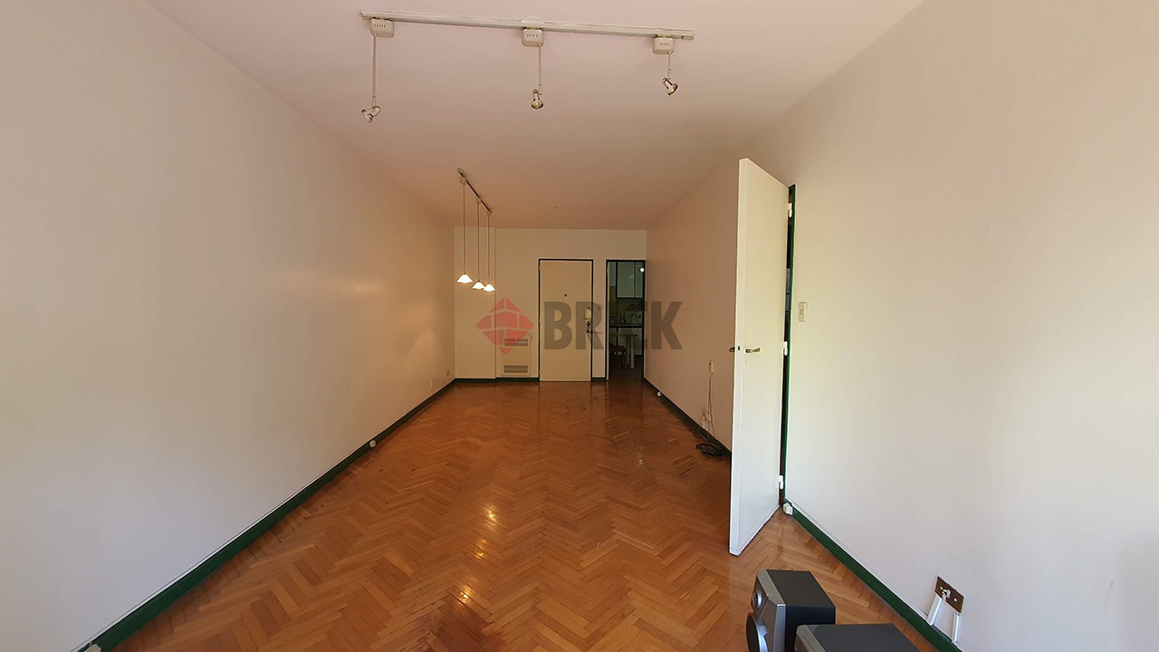 CNEL. DIAZ, AV. al 1700 Piso 4 2