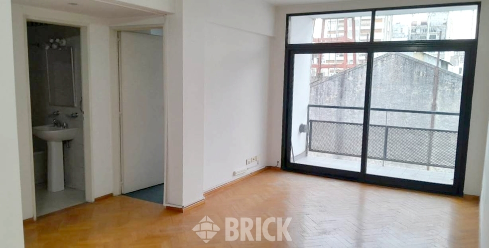 ALSINA, ADOLFO al 2600 Piso 4 2