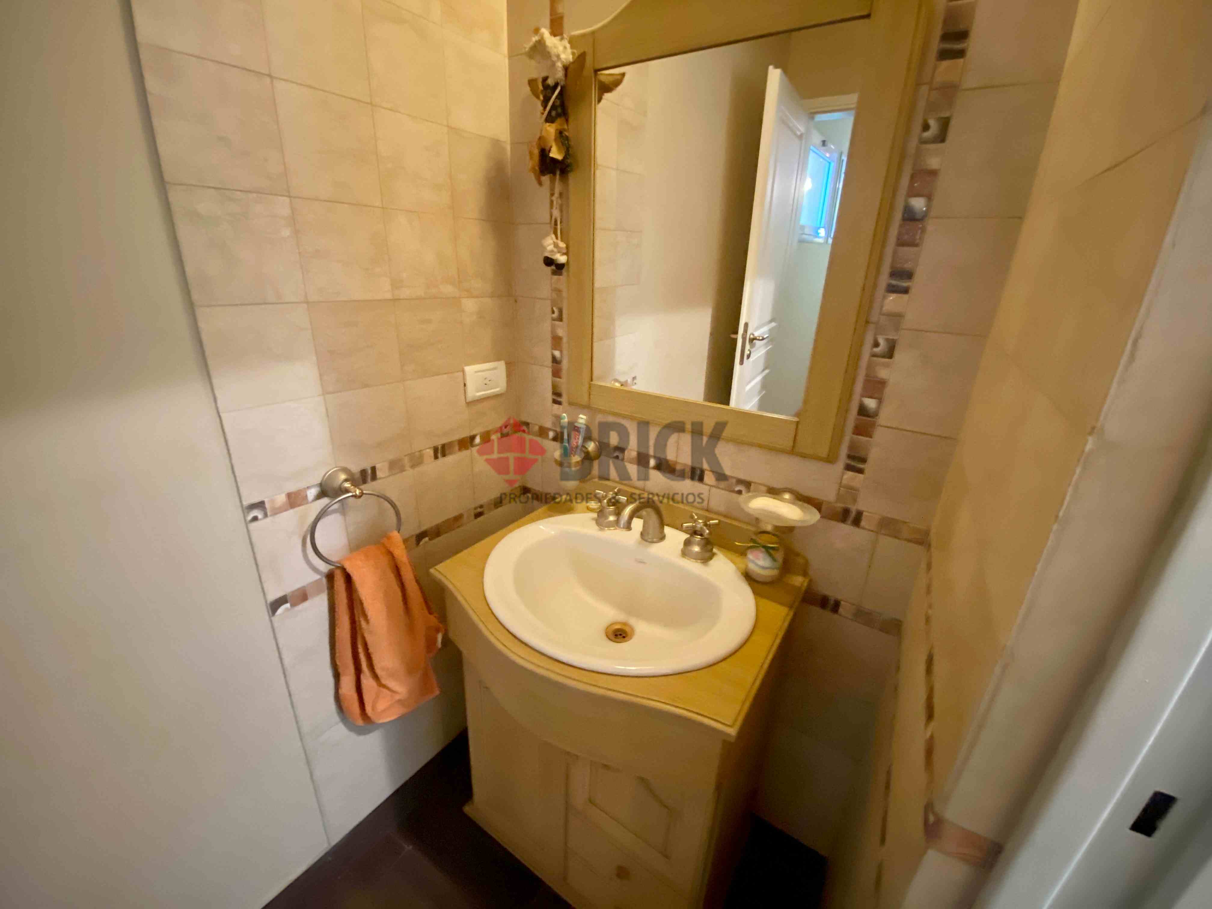 Bº SAN ISIDRO LABRADOR 18