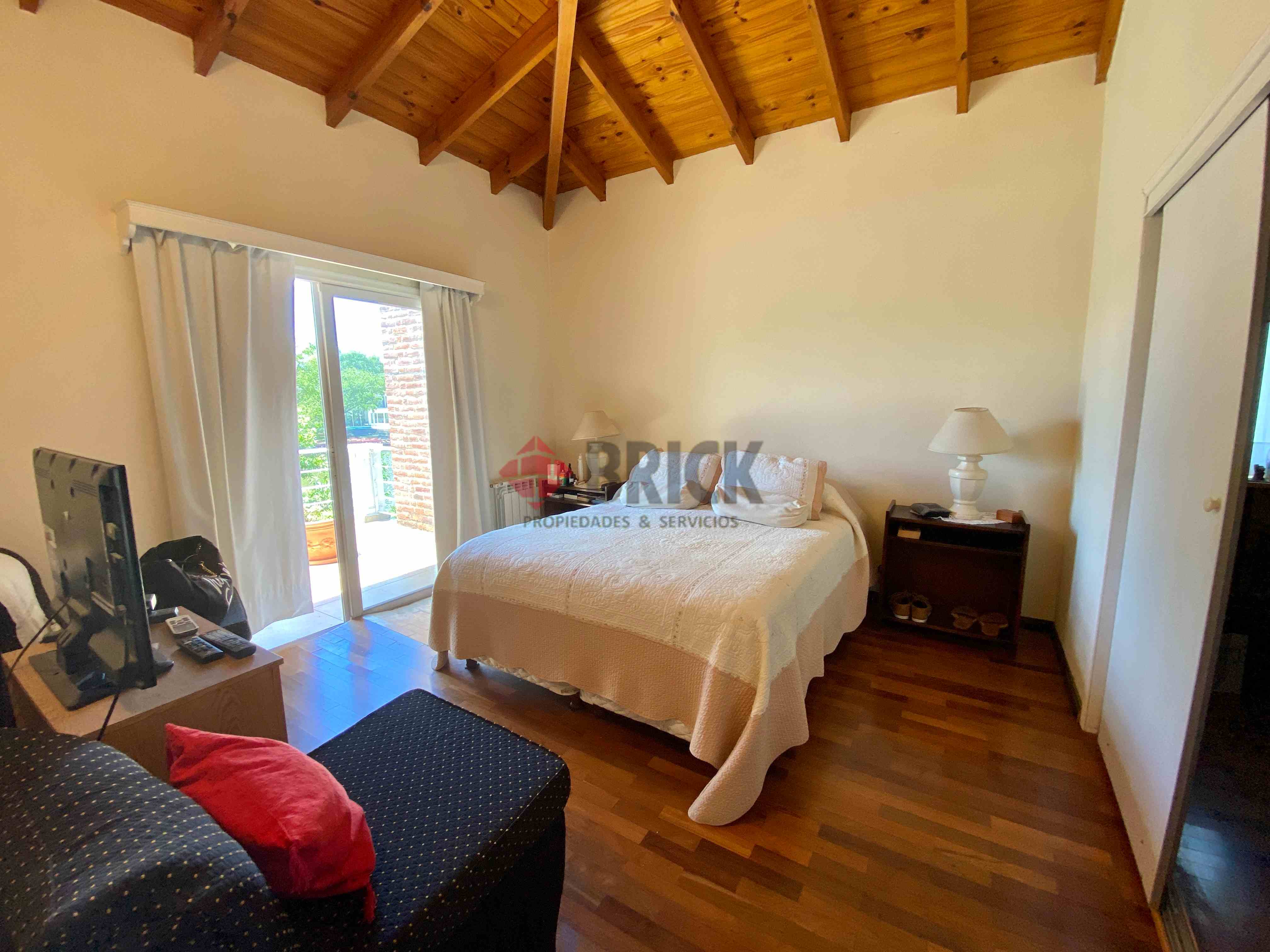 Bº SAN ISIDRO LABRADOR 10