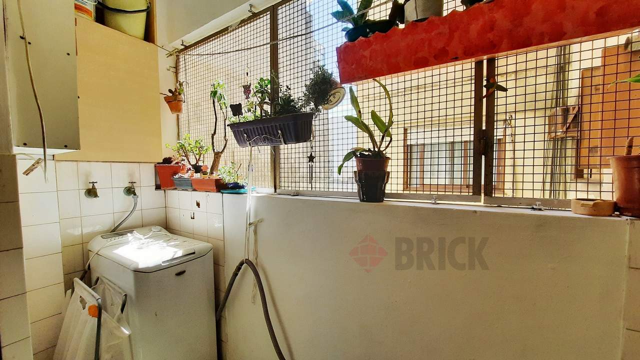 BILLINGHURST al 1200 Piso 5 12