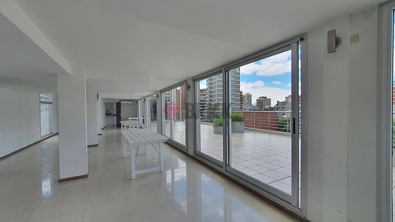 HERNANDEZ, JOSE al 2200 Piso 3 25