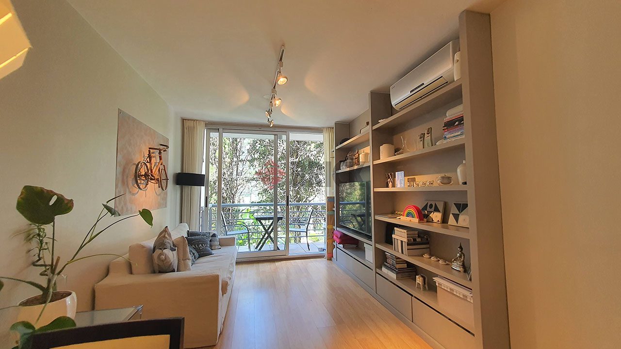 HERNANDEZ, JOSE al 2200 Piso 3 1