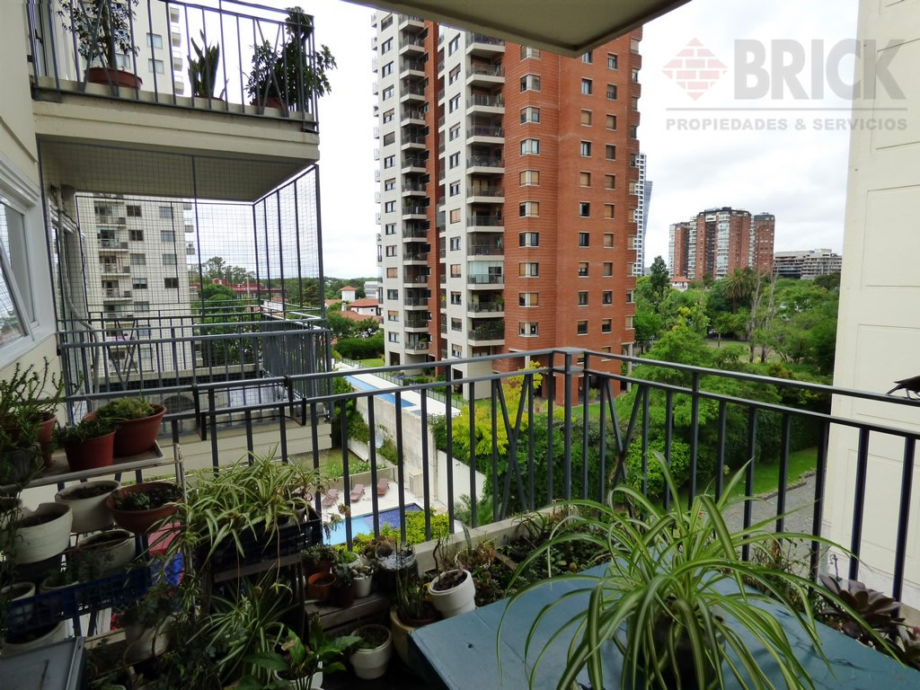 HUSARES al 2200 Piso 5 9