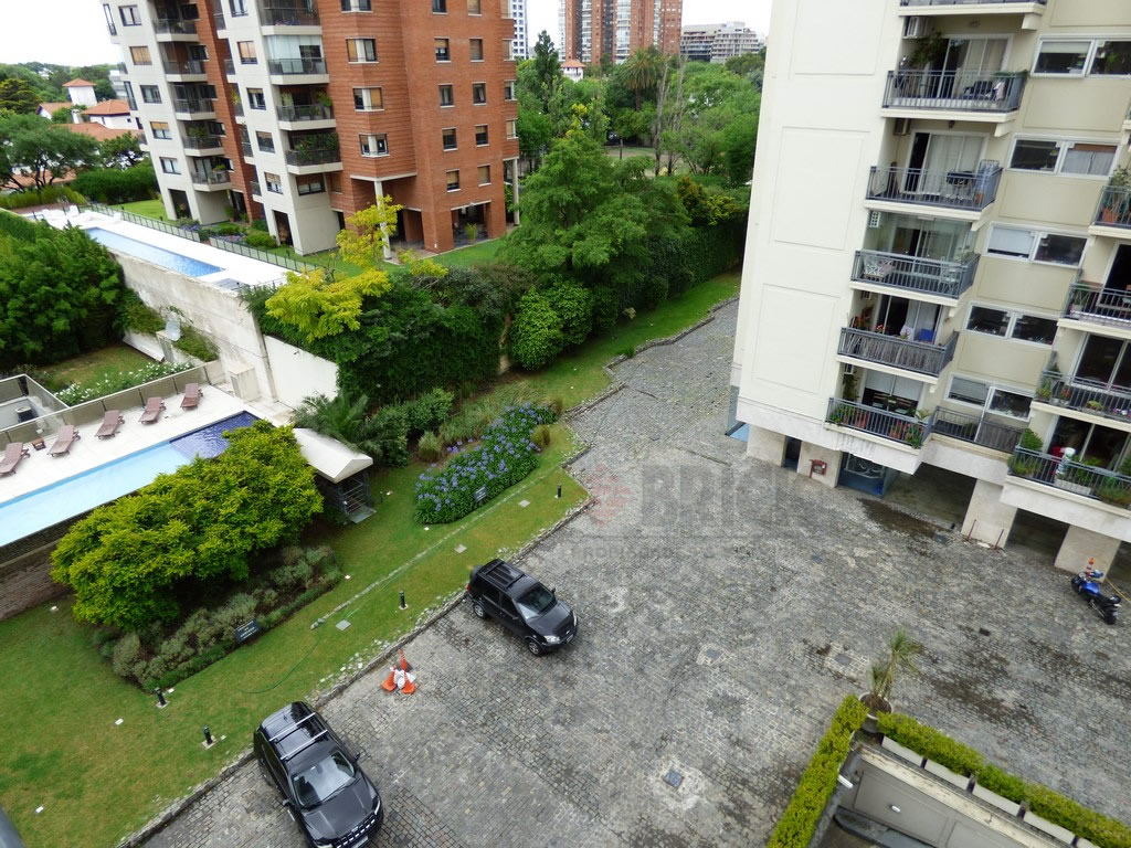 HUSARES al 2200 Piso 5 12