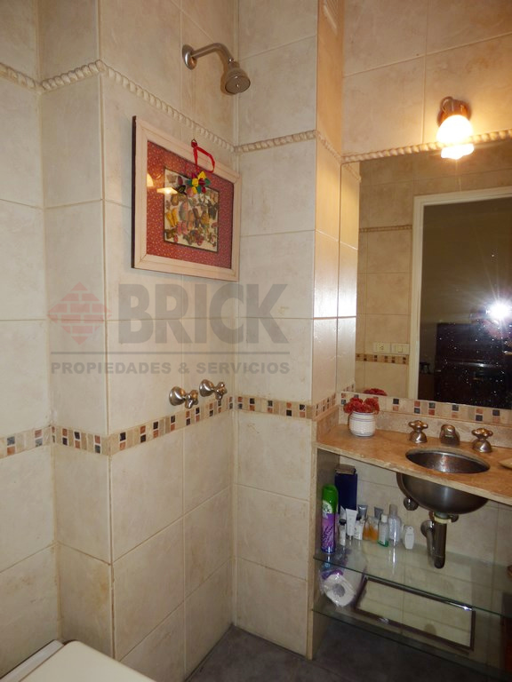 HUSARES al 2200 Piso 5 15