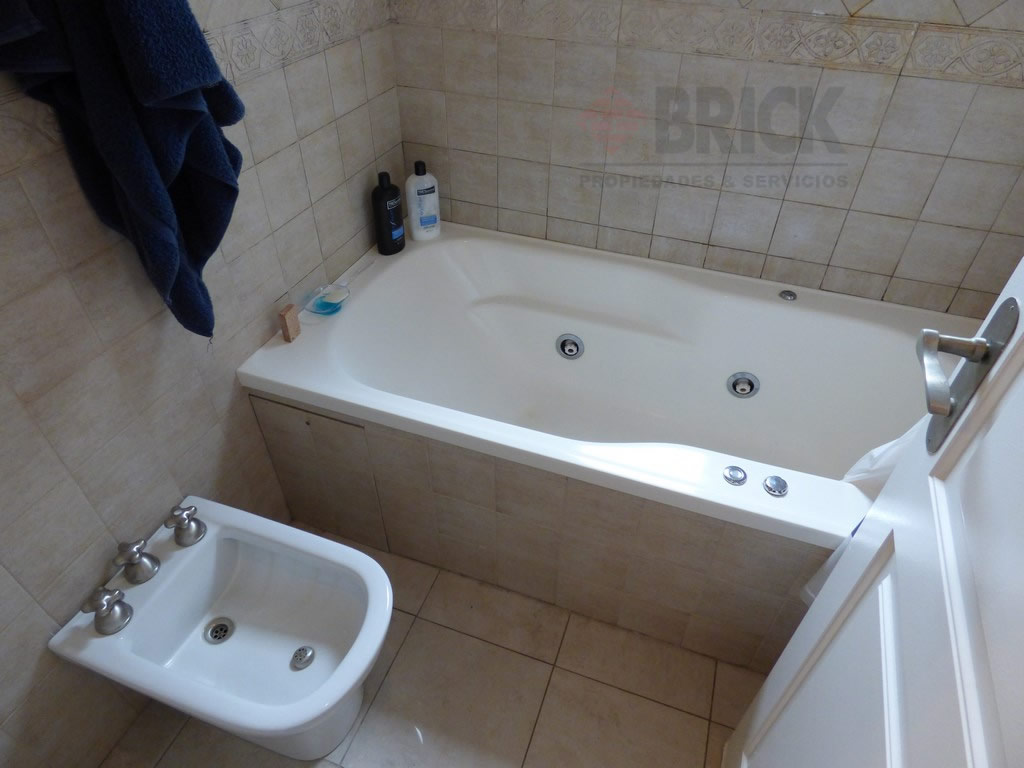 HUSARES al 2200 Piso 5 22