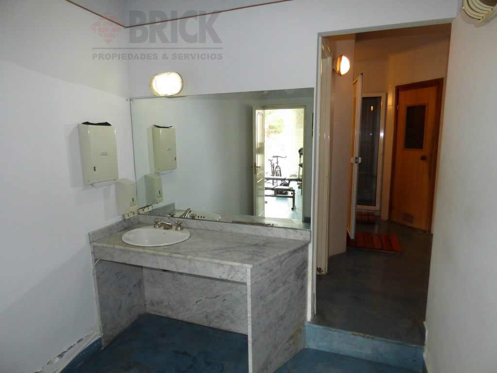 HUSARES al 2200 Piso 5 45