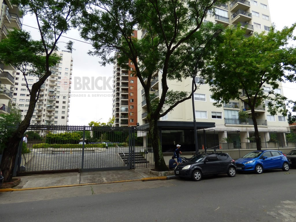 HUSARES al 2200 Piso 5 51