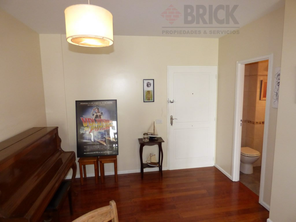 HUSARES al 2200 Piso 5 7