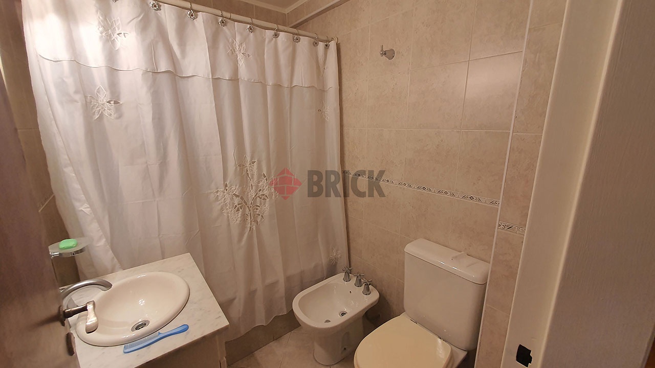 LAPRIDA al 1000 Piso 1 13