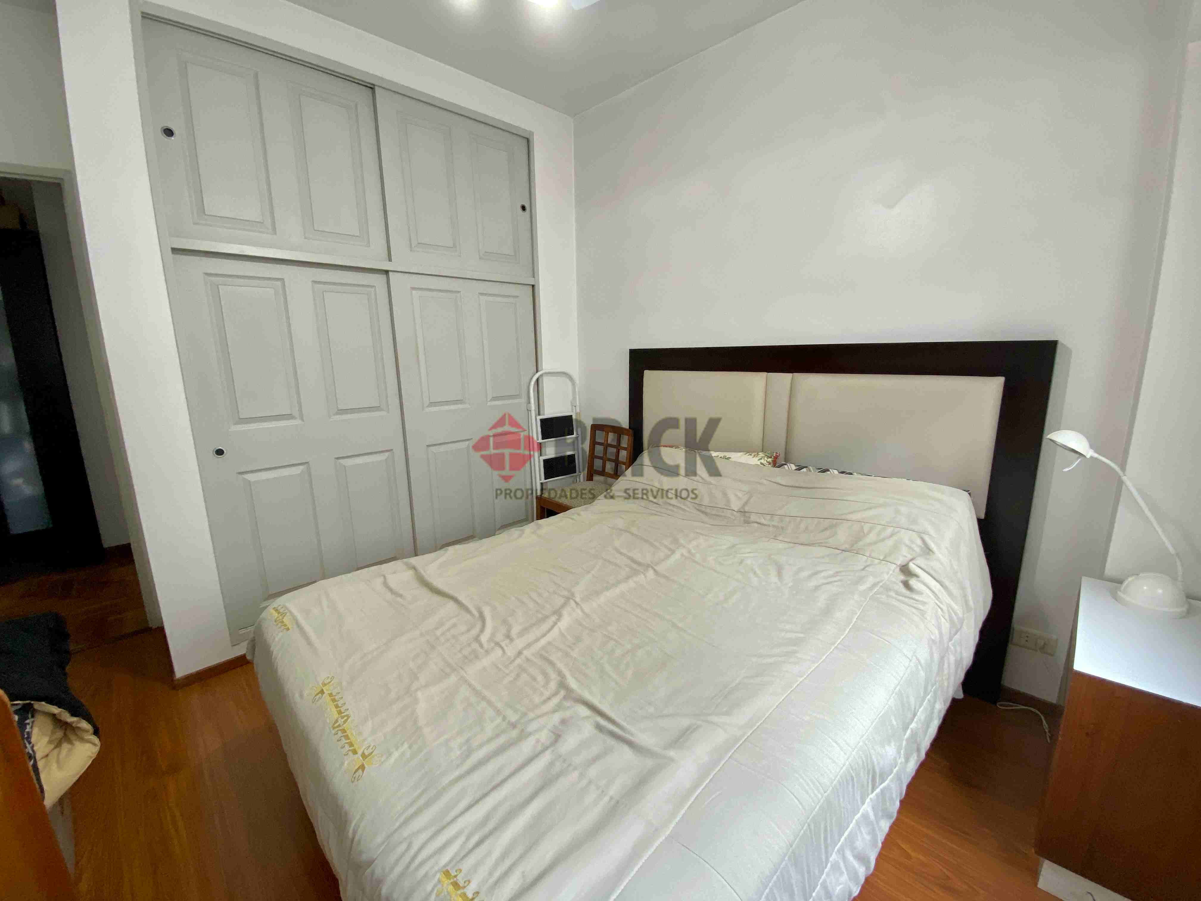 CORDOBA al 2500 Piso 2 11