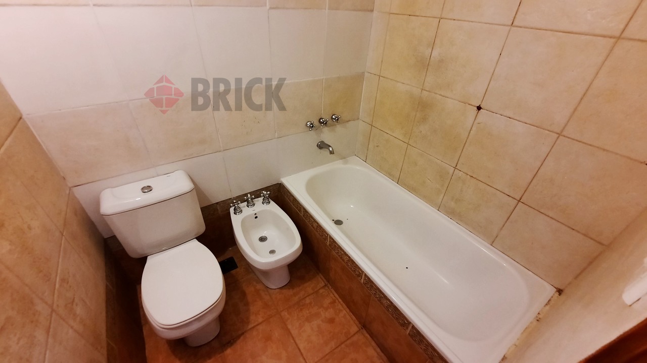 MANSILLA, GRAL. LUCIO al 2400 Piso 2 10