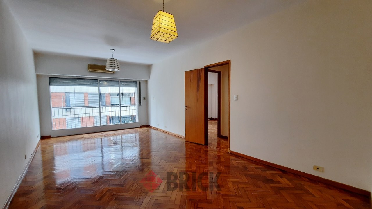 MANSILLA, GRAL. LUCIO al 2400 Piso 2 2