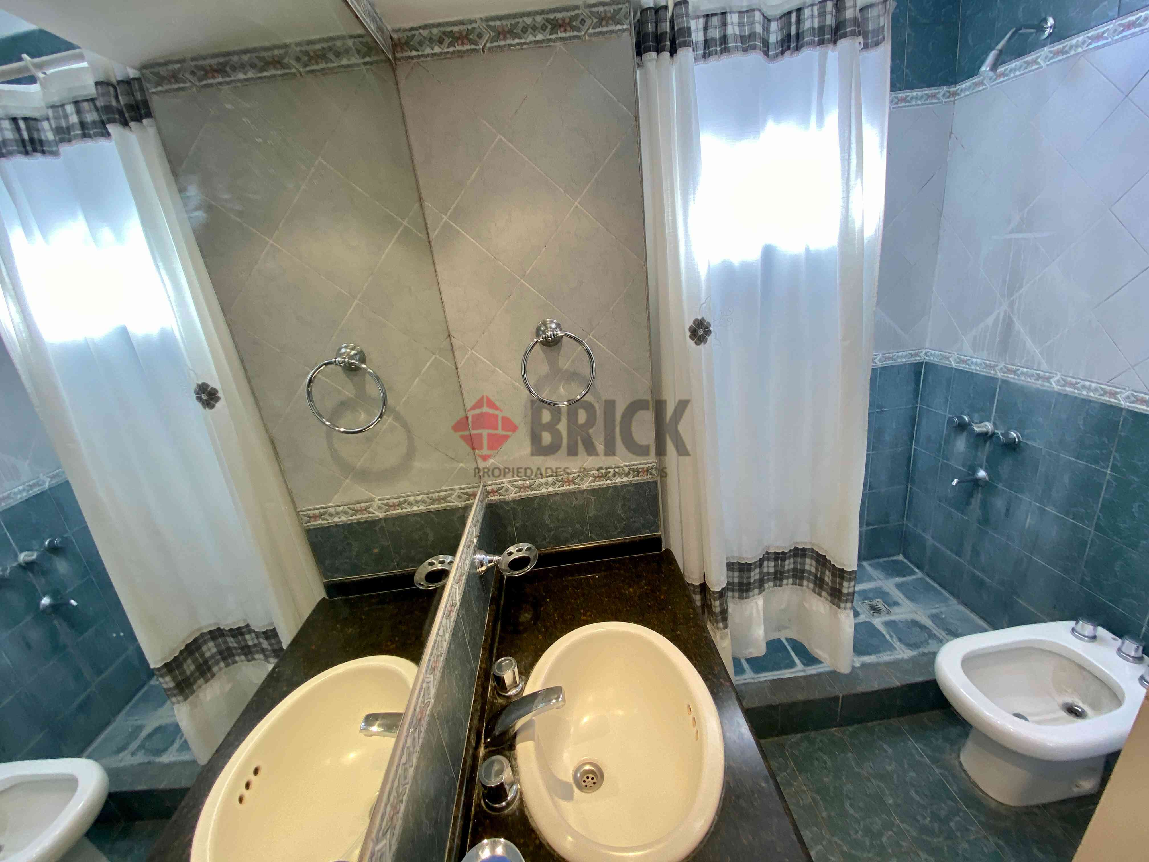 PUEYRREDON al 700 10