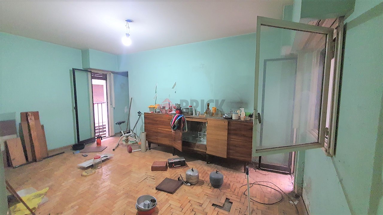 SARMIENTO al 4400 Piso 1 4