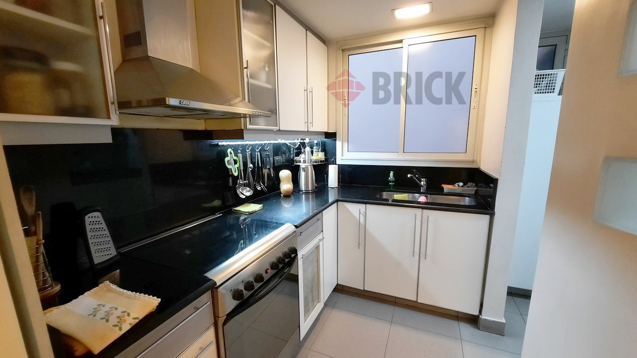 SALGUERO, JERONIMO al 2100 Piso 3 21