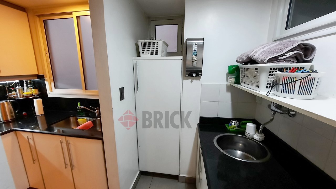 SALGUERO, JERONIMO al 2100 Piso 3 25