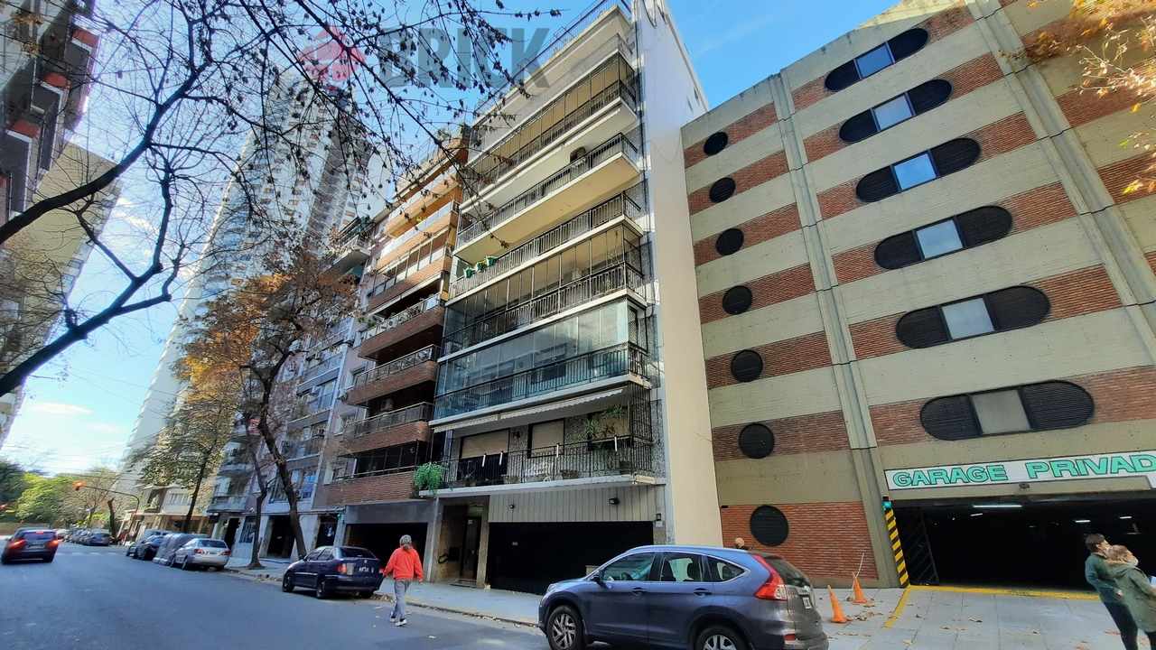 SALGUERO, JERONIMO al 2100 Piso 3 33