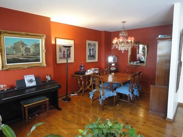 FRENCH al 2200 Piso 6 13