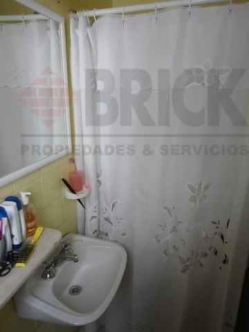 FRENCH al 2200 Piso 6 40
