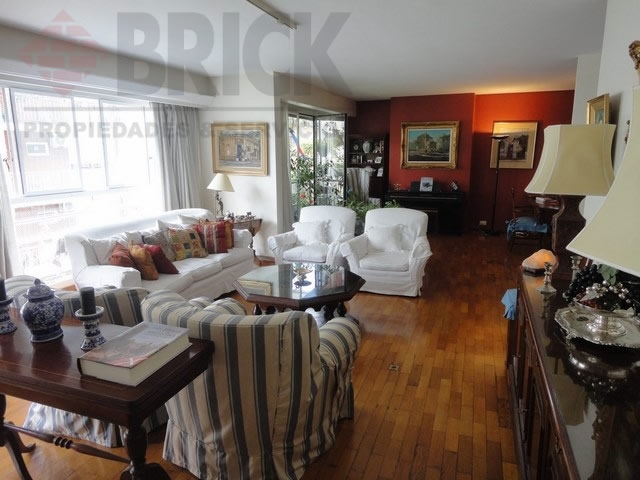 FRENCH al 2200 Piso 6 7