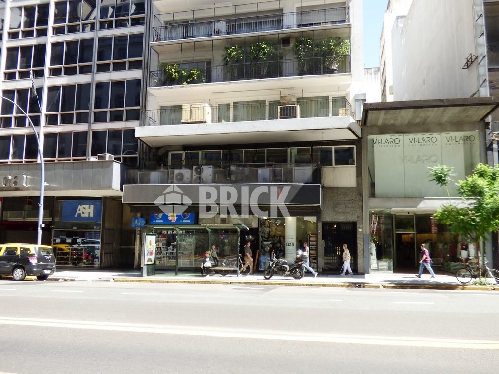 SANTA FE, AV. al 1500 Piso PB Loc. 40 11