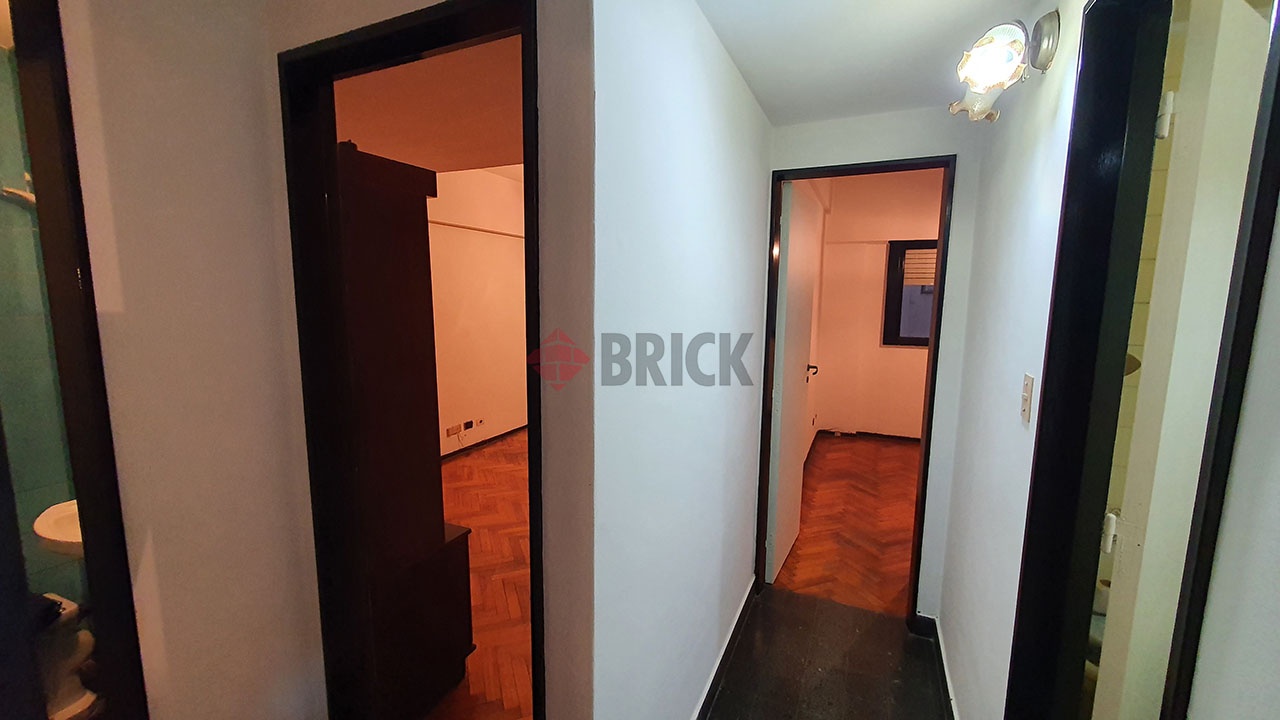 ECUADOR al 1500 Piso 2 9