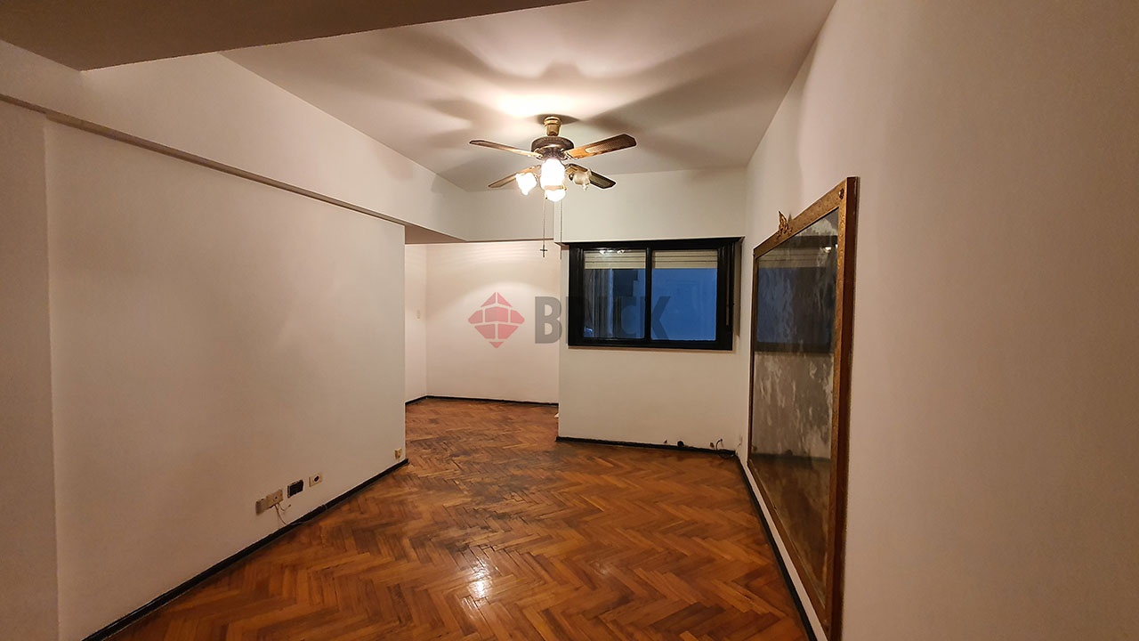 ECUADOR al 1500 Piso 2 5