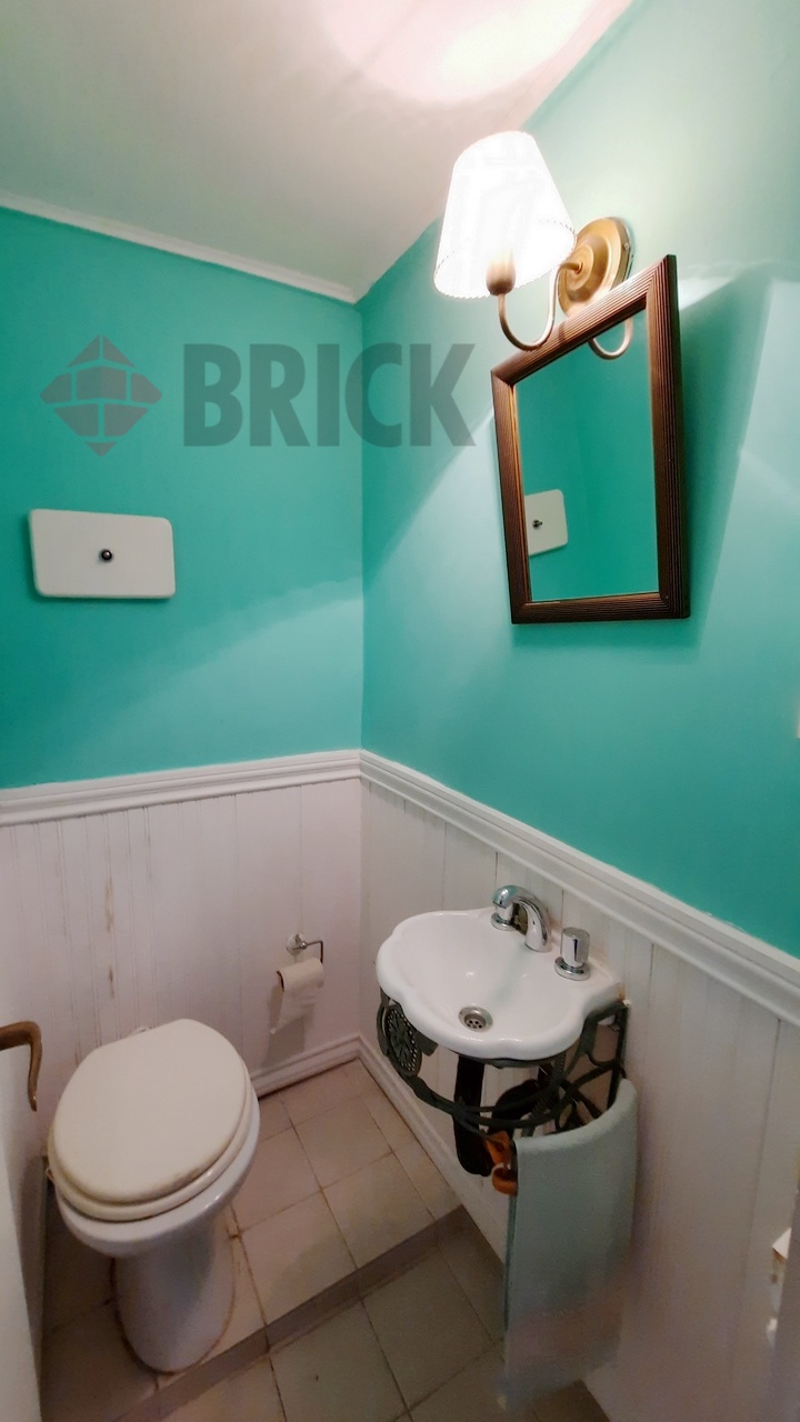 PELLEGRINI, CARLOS al 800 Piso 7 18