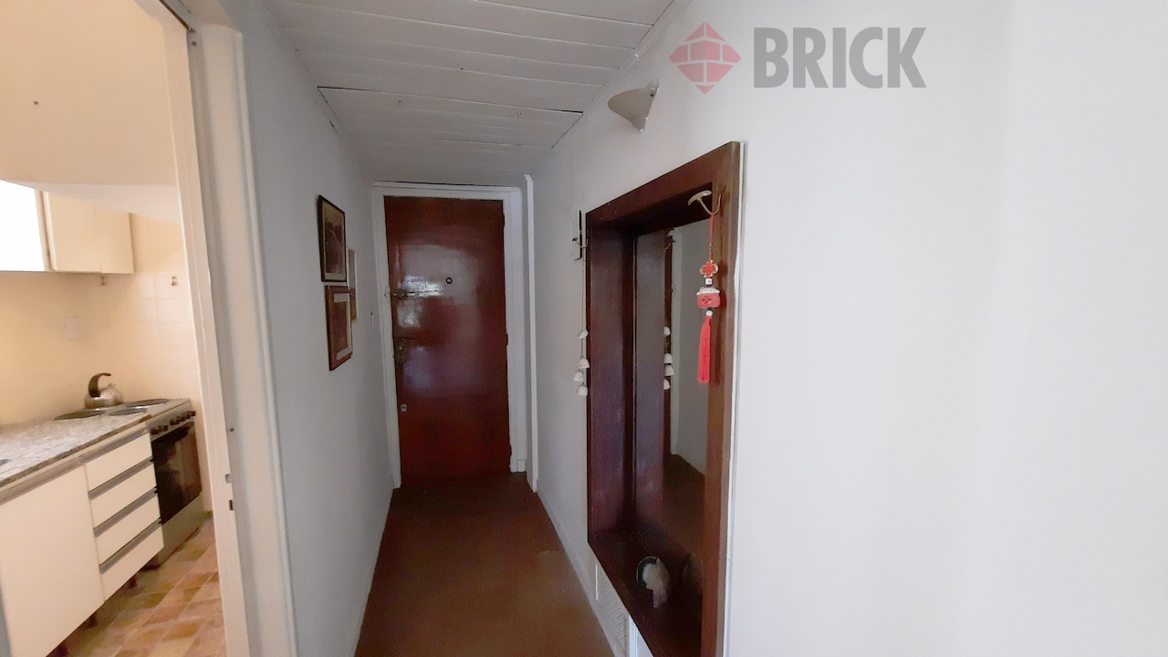 PELLEGRINI, CARLOS al 800 Piso 7 19