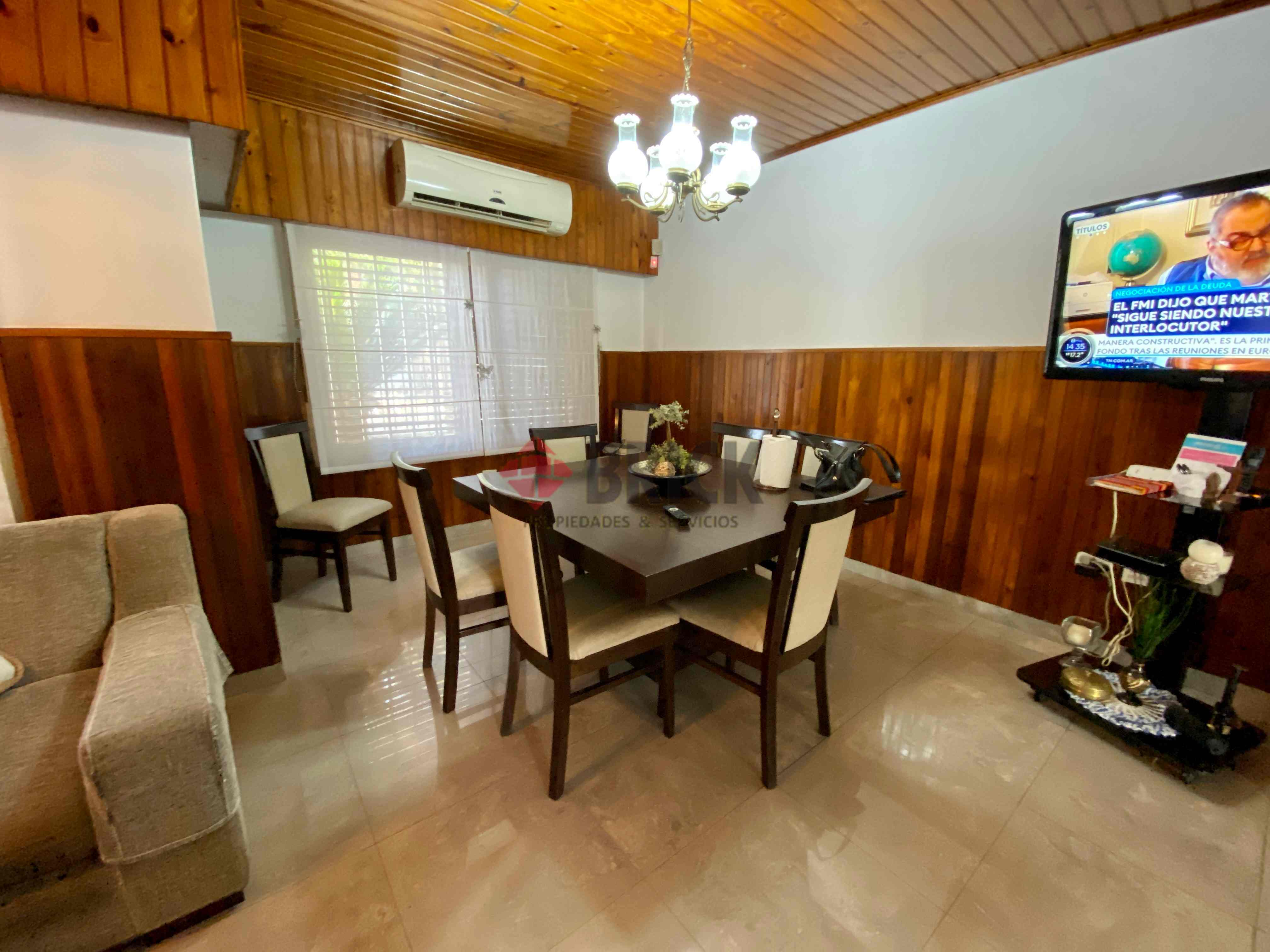 MERCEDES ALVAREZ al 2000 12