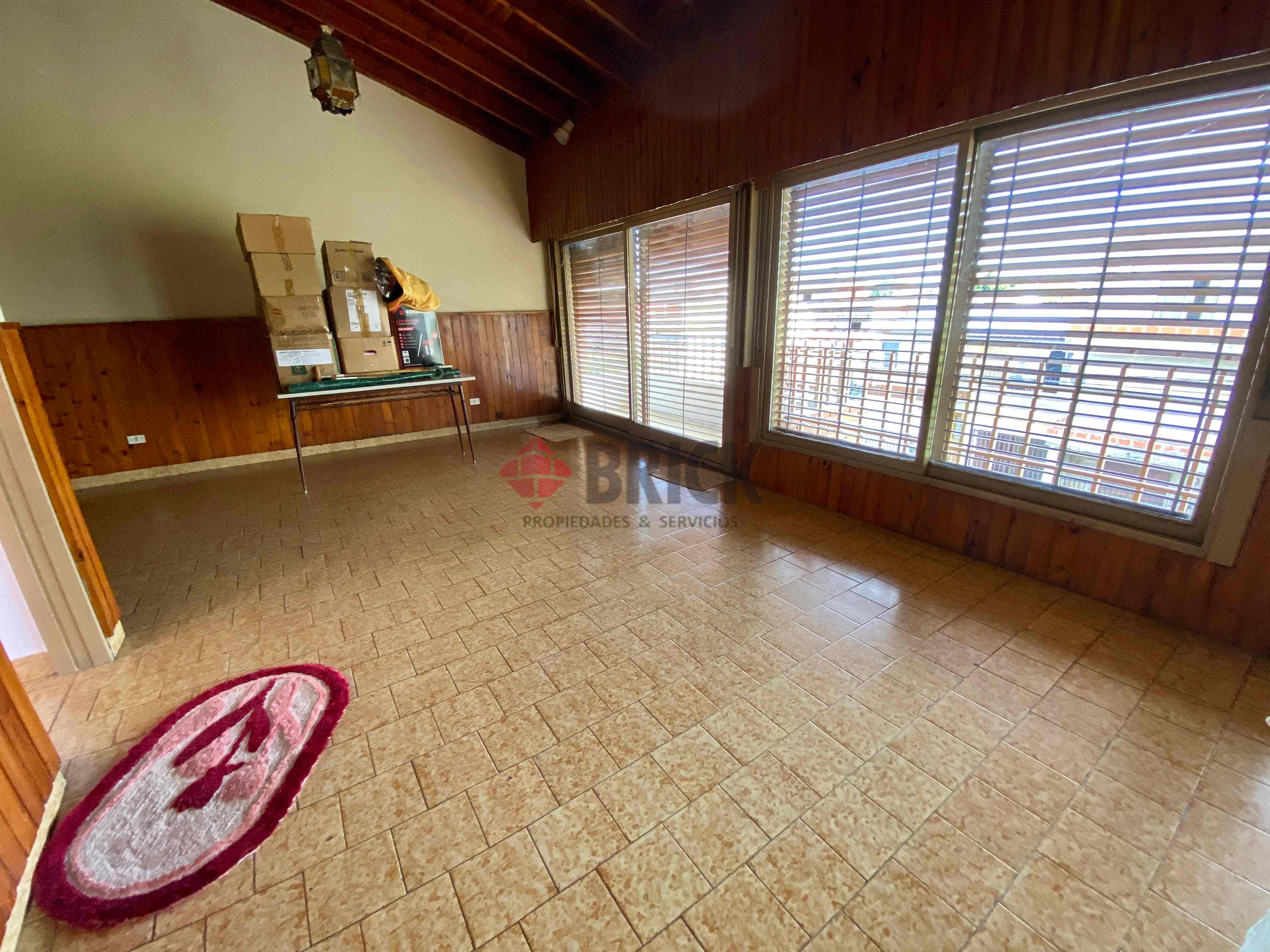 MERCEDES ALVAREZ al 2000 27