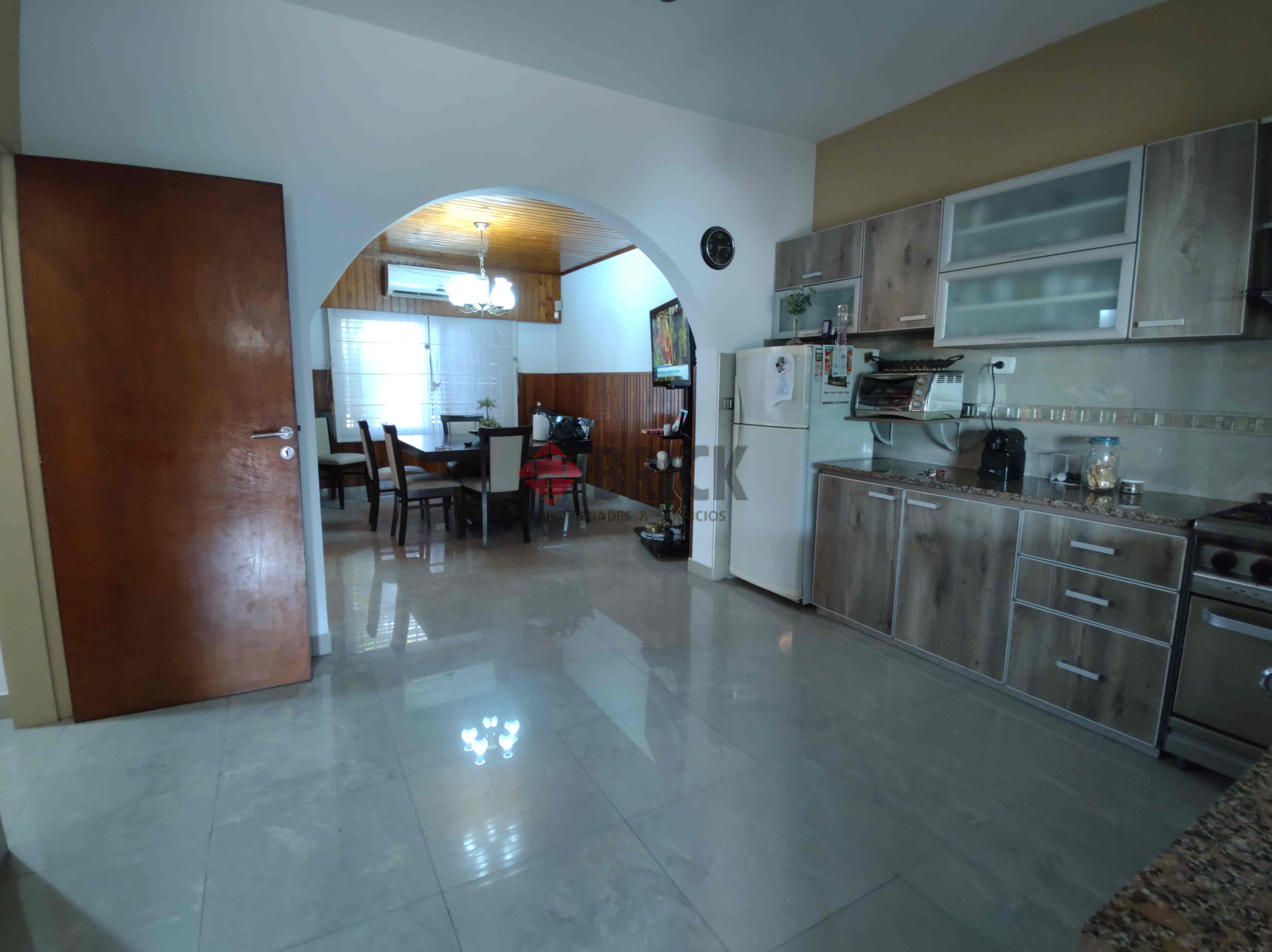 MERCEDES ALVAREZ al 2000 14